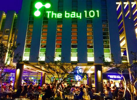 bay 101 restaurant.
